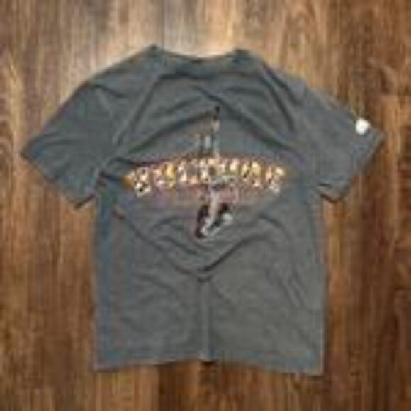 Vulture Skateboard Dark Grey Tee – Size Small - Picture 5 of 5